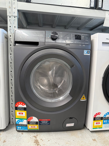 Transportation damaged Westinghouse WWW9024M5SA 9kg/5kg front load washer dryer combo - Second Hand Appliances Geebung